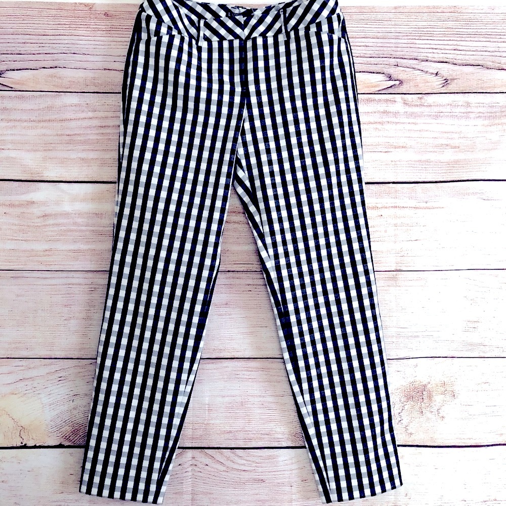 Express Editor Sz 4 Stretchy “Ankle” Pants